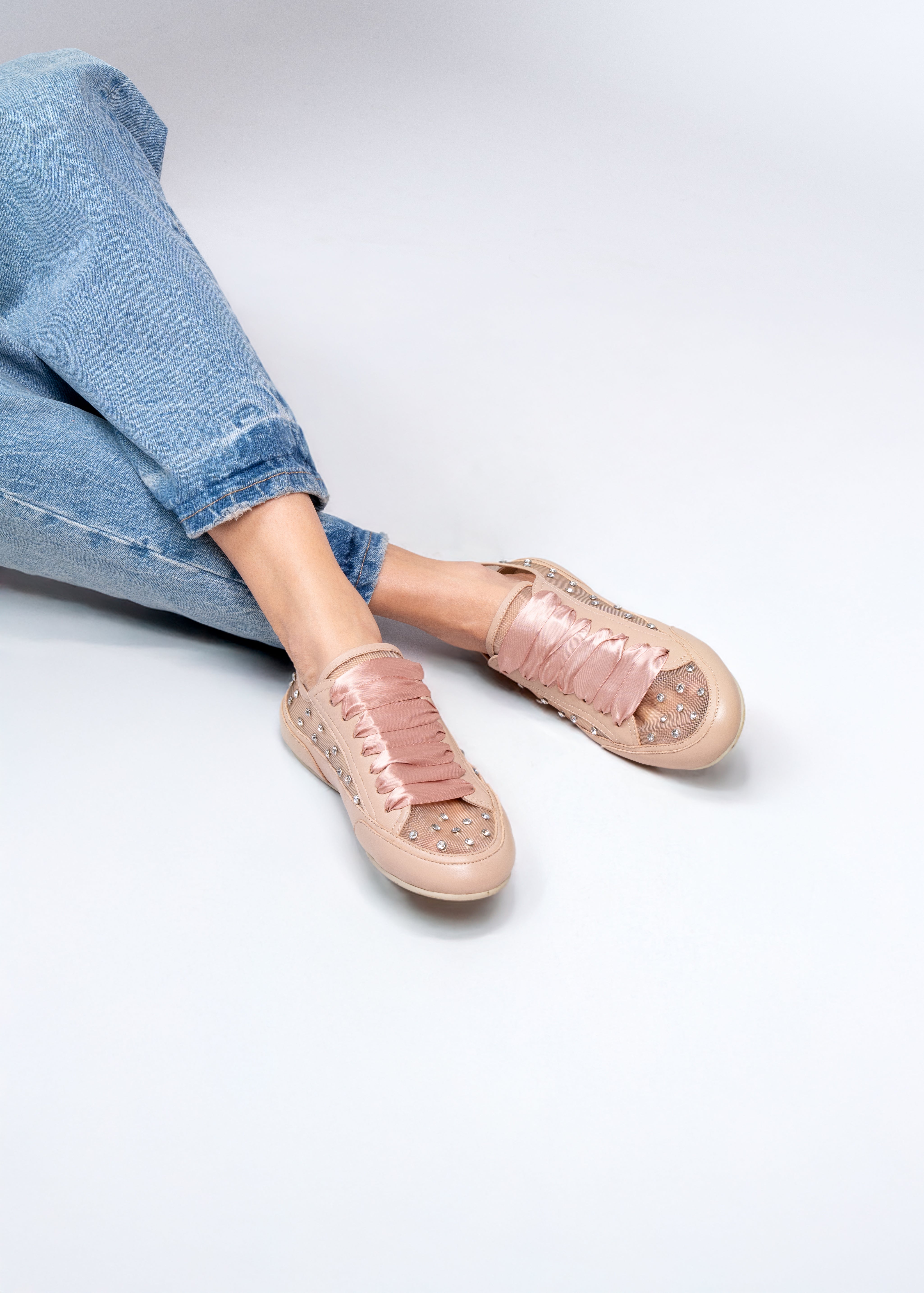 ROMY - NUDE SNEAKER IN TULLE AND NAPPA WITH RHINESTONES